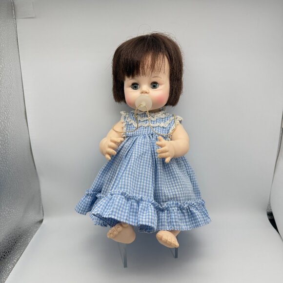 Madame Alexander Sweet Tears Doll #3627 Original Pacifier Blue Gingham Dress - Picture 4 of 12